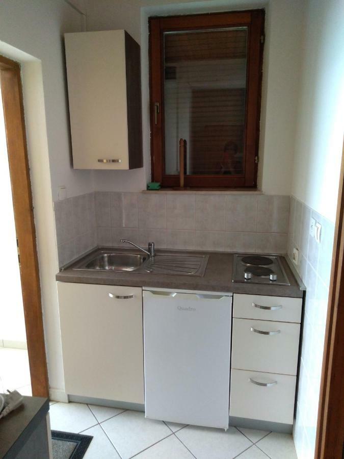 Apartman Larus Starigrad Paklenica Exteriör bild